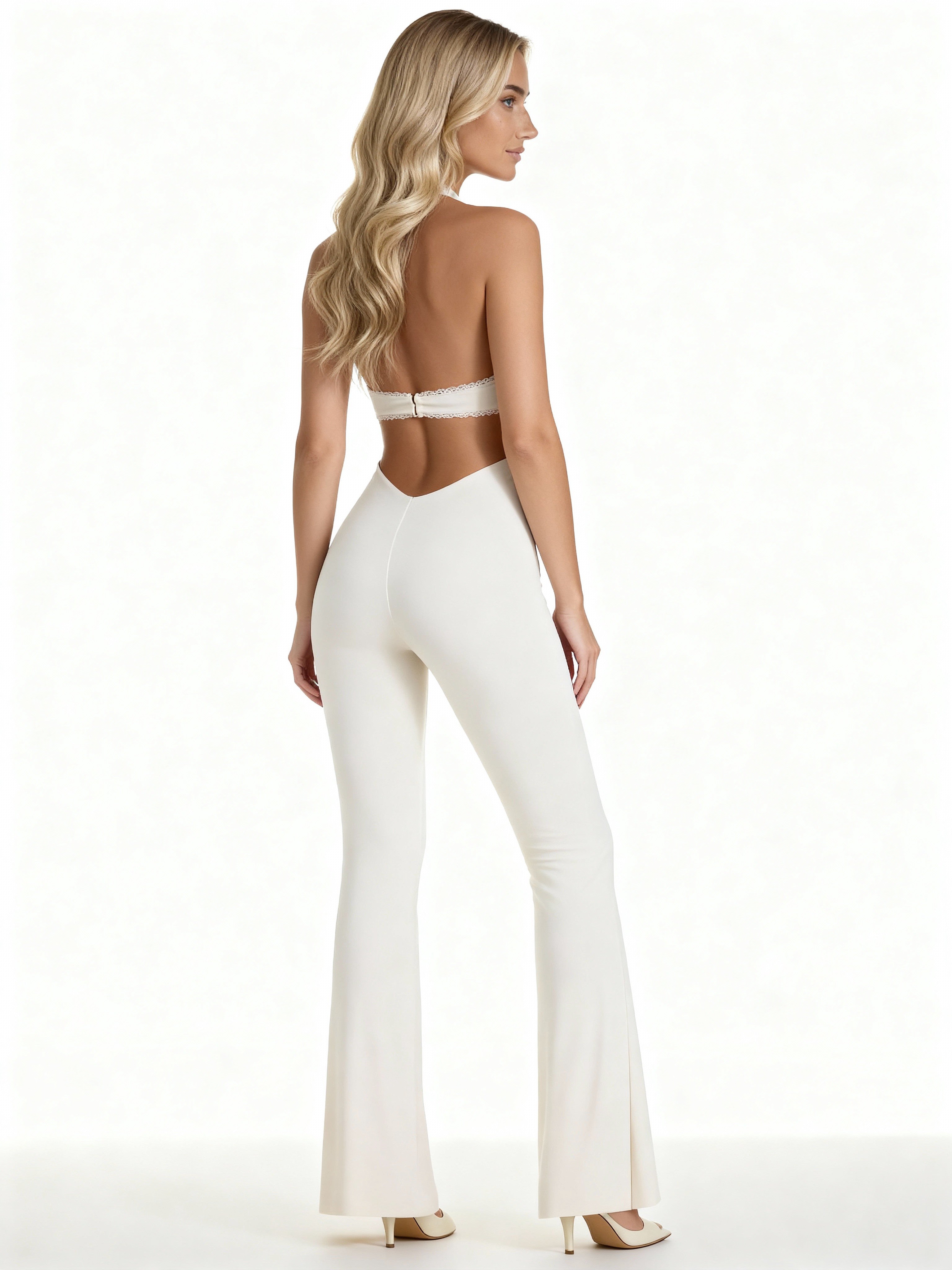 Maelis | Mono halter con escote profundo y espalda descubierta