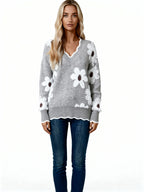 Maya | Jersey gris de punto suave con flores blancas