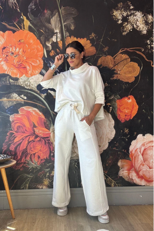 AURORA | CONJUNTO PREMIUM DE CUELLO ALTO Y PANTALÓN FLUIDO