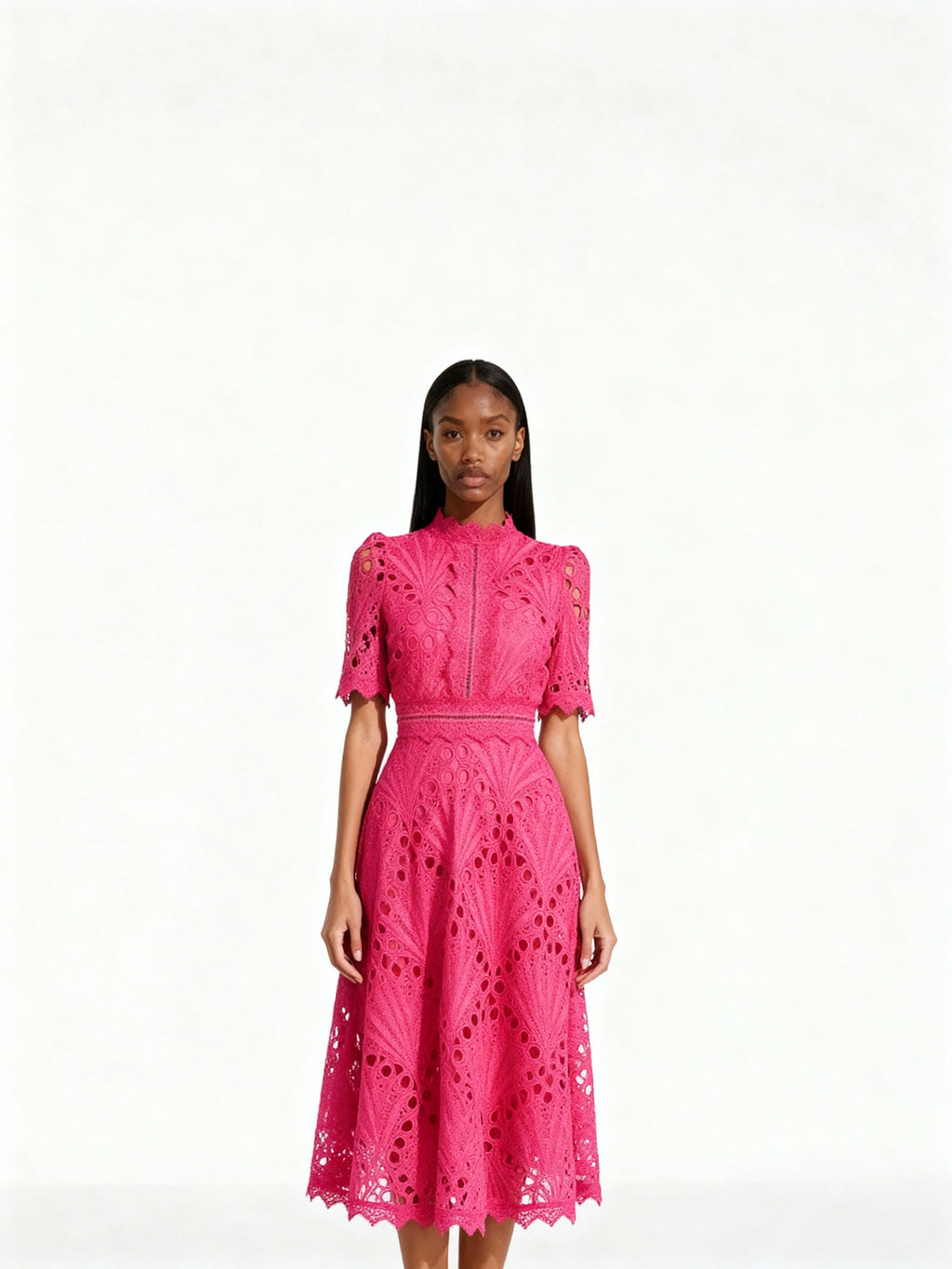 Elora | Vestido midi de encaje con cuello alto y mangas caladas