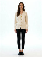 Alenya | Cárdigan de punto suave con botones dorados en forma de corazón