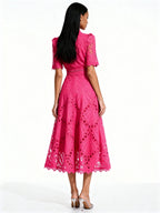 Elora | Vestido midi de encaje con cuello alto y mangas caladas