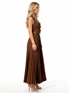 Leandra | Conjunto plisado con chaleco floral y falda midi