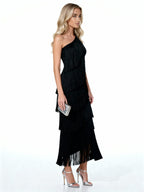 Noa | Vestido largo asimétrico de flecos