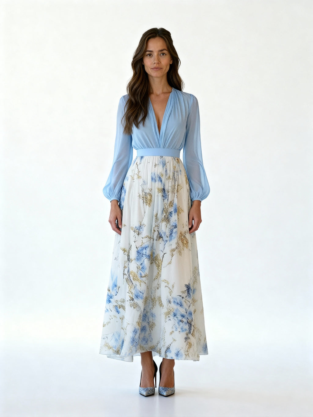 Elara | Vestido largo con cuerpo cruzado y falda floral vaporosa