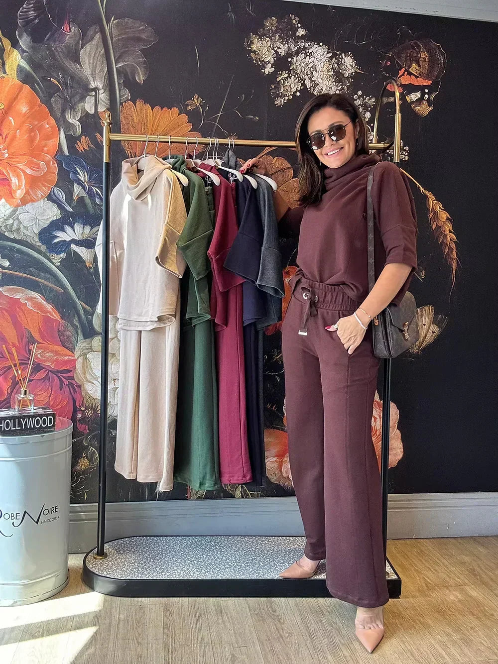 AURORA | CONJUNTO PREMIUM DE CUELLO ALTO Y PANTALÓN FLUIDO